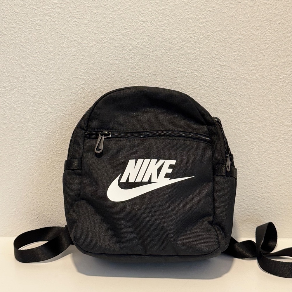 Nike Mini Backpack – Black Small Daypack – New with Tag
